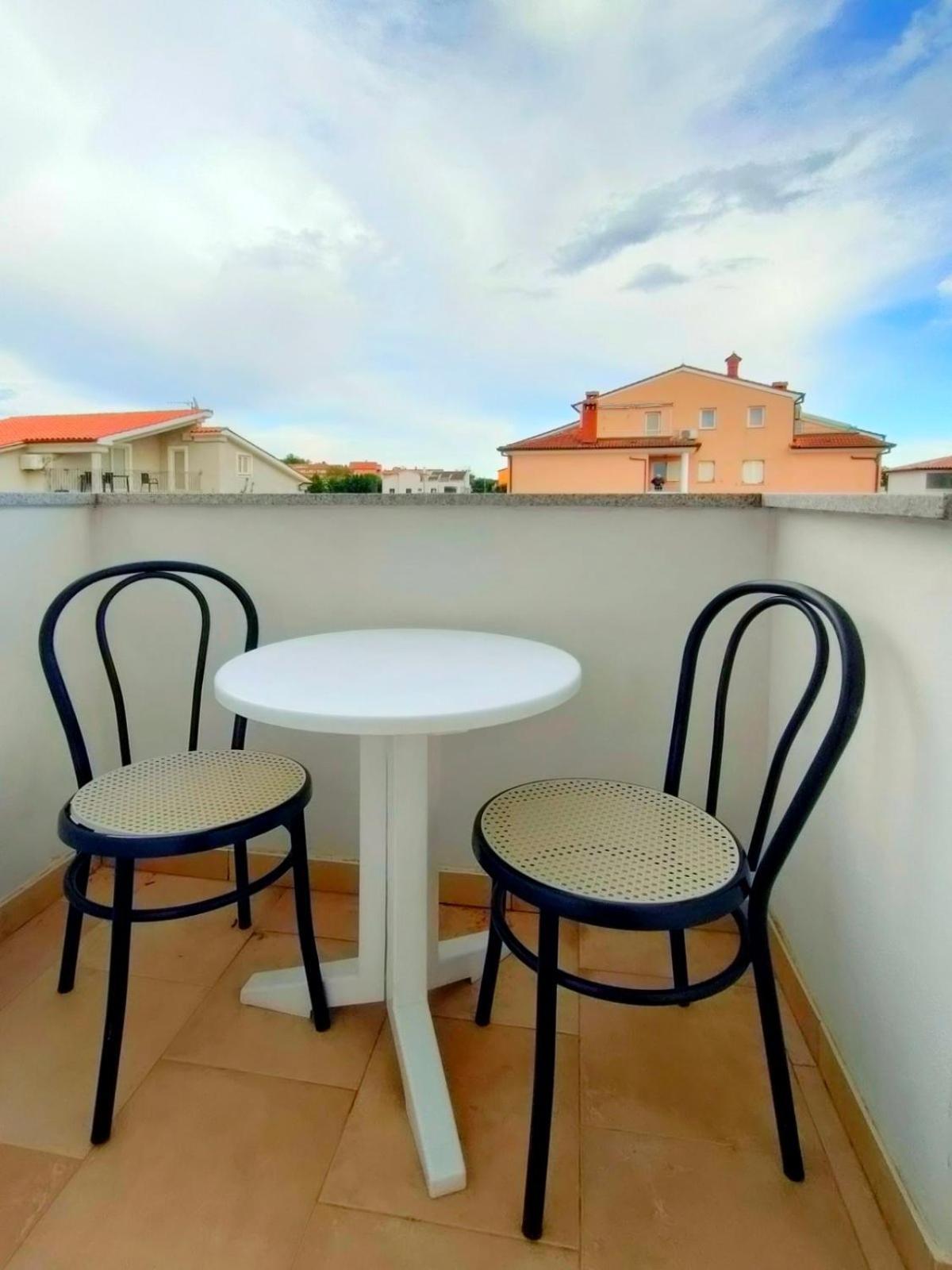 Apartments Zova ميدولين المظهر الخارجي الصورة
