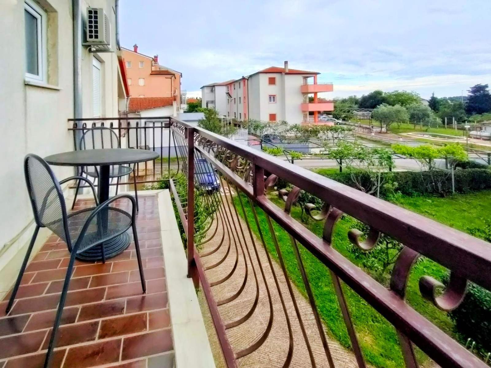 Apartments Zova ميدولين المظهر الخارجي الصورة