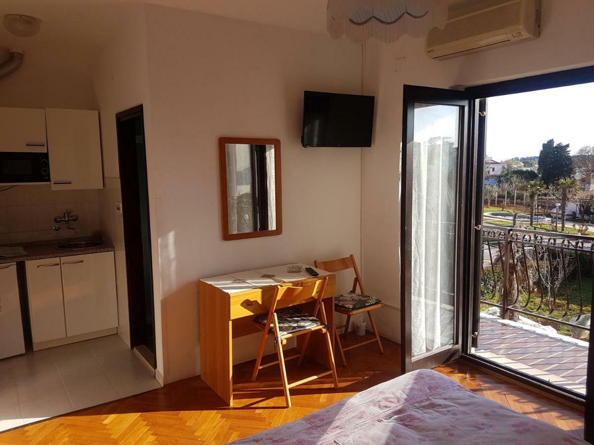 Apartments Zova ميدولين المظهر الخارجي الصورة